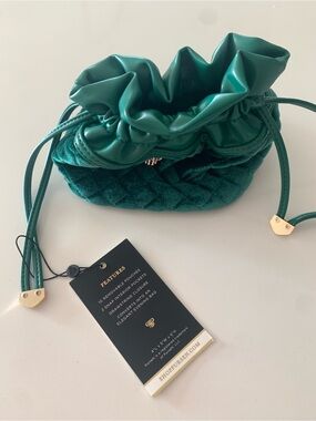 PurseN Teal Quilted Drawstring Mini Pouch